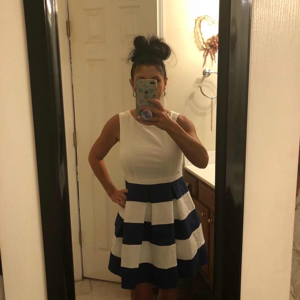 Cute dress from Forever 21 - Picture 3 of 8